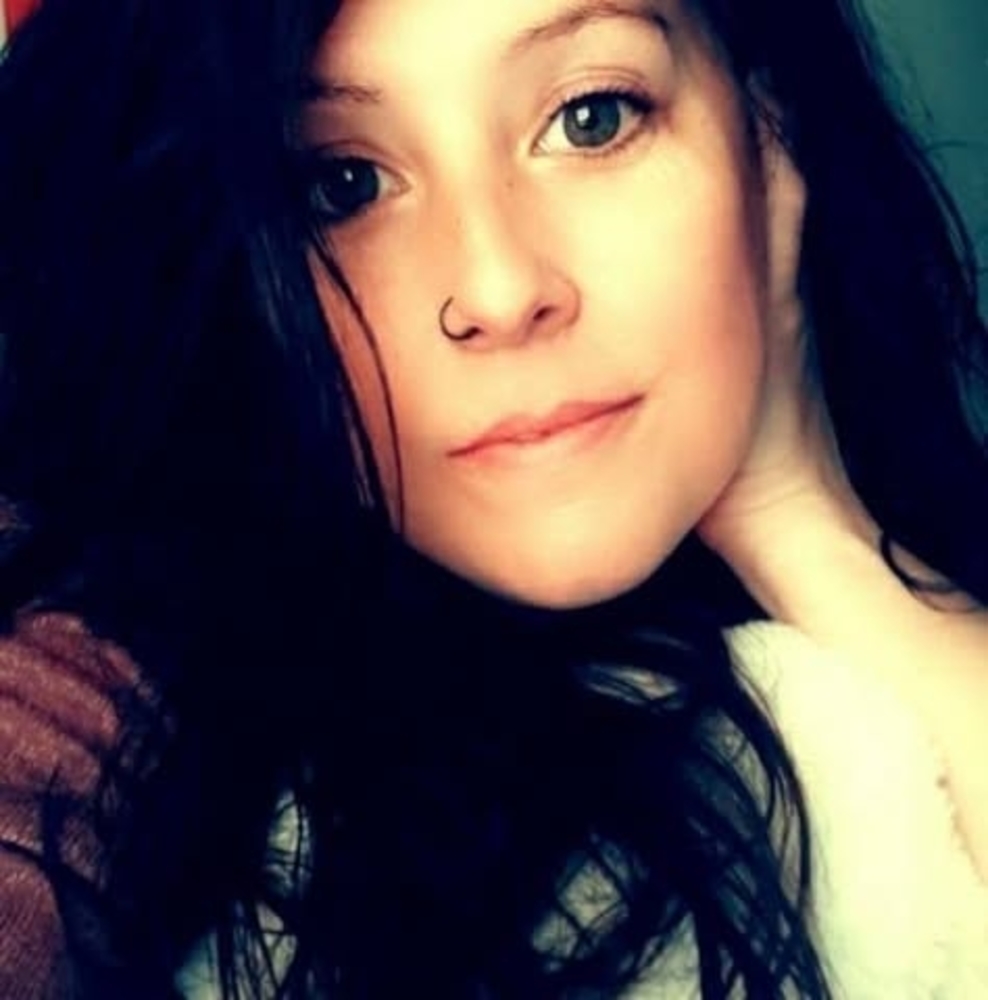 Meet your Posher, Stephanah